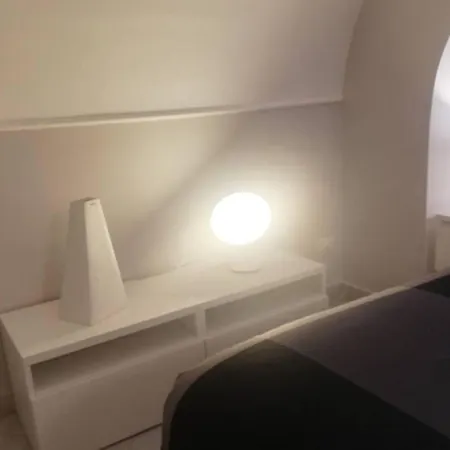 Palazzo D'arrigo White Loft 아파트